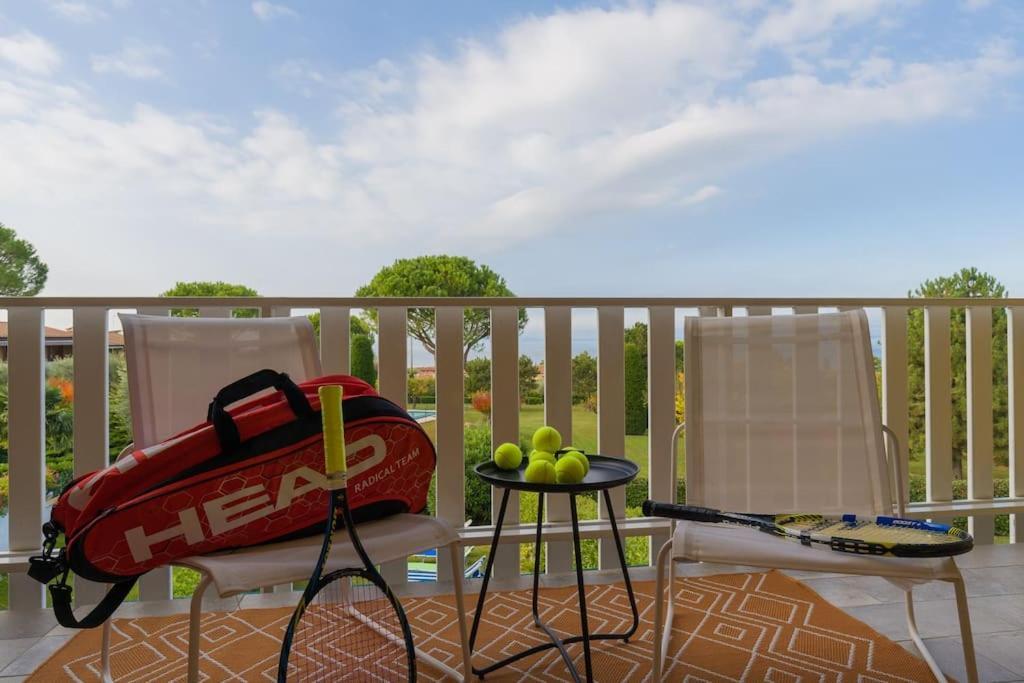 Tennis / Pool / Barbecue Bardolino Bagian luar foto